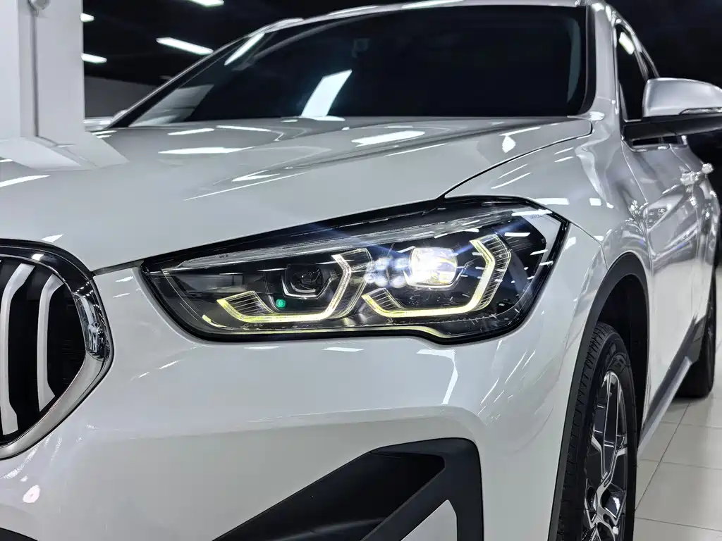 BMW X1 2022 sDrive20Li Premium