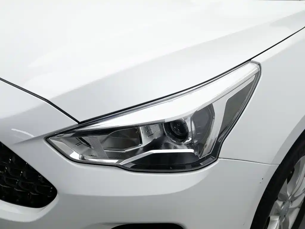 Haval M6 — миниатюра 7