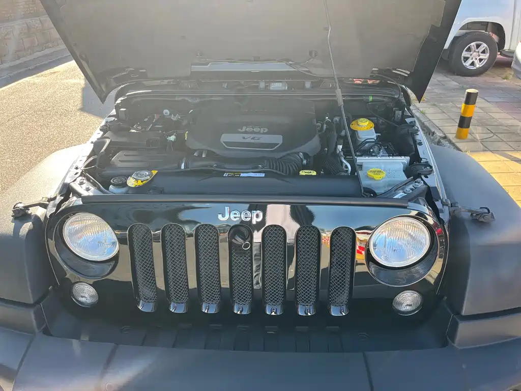 Jeep Wrangler — миниатюра 18