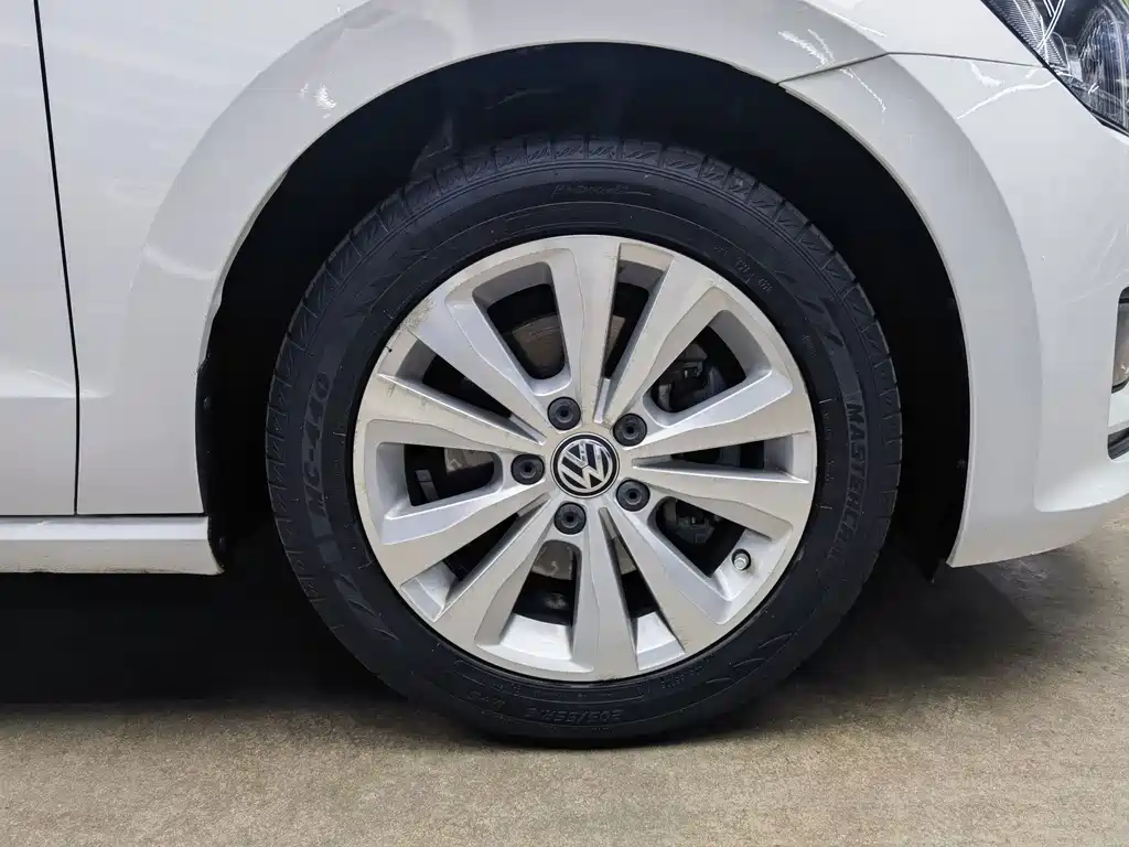 Volkswagen Golf Sportsvan — миниатюра 16