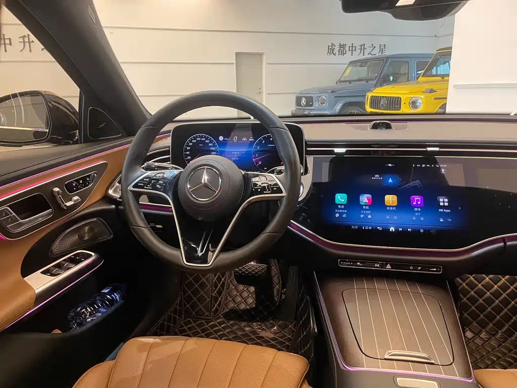 Mercedes-Benz E-Class — миниатюра 11