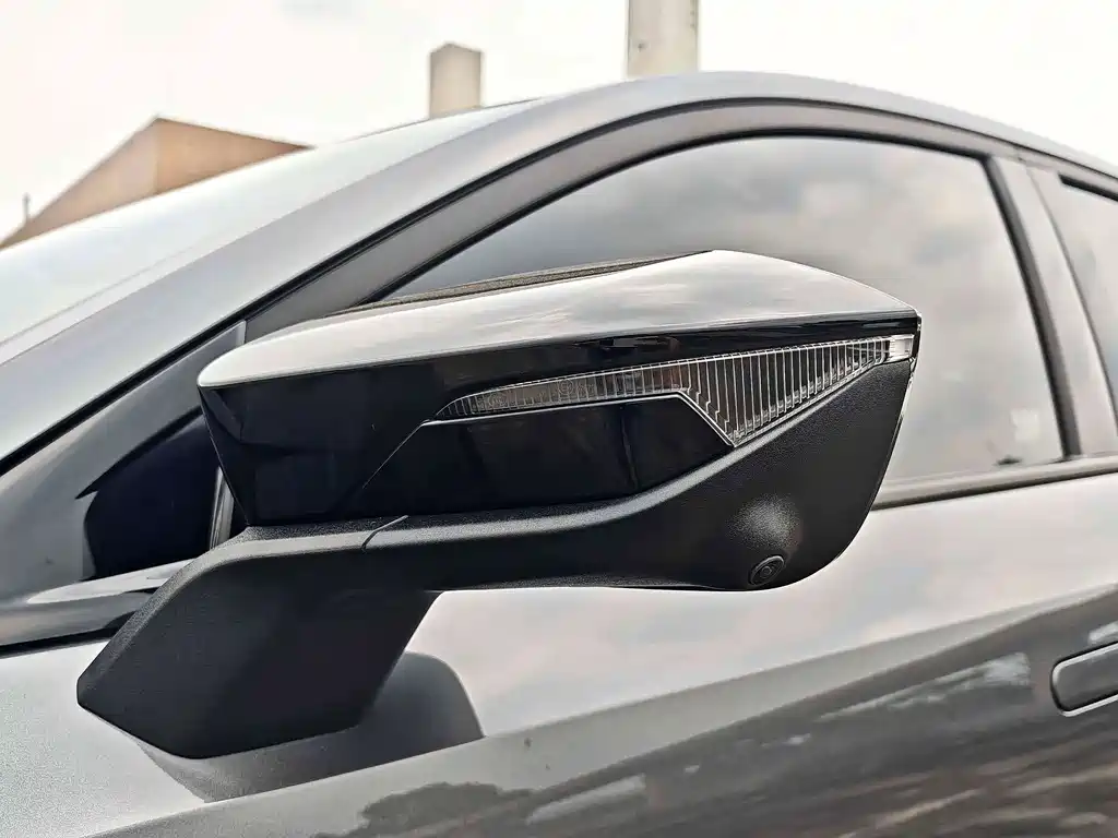 Changan UNI-V — миниатюра 17