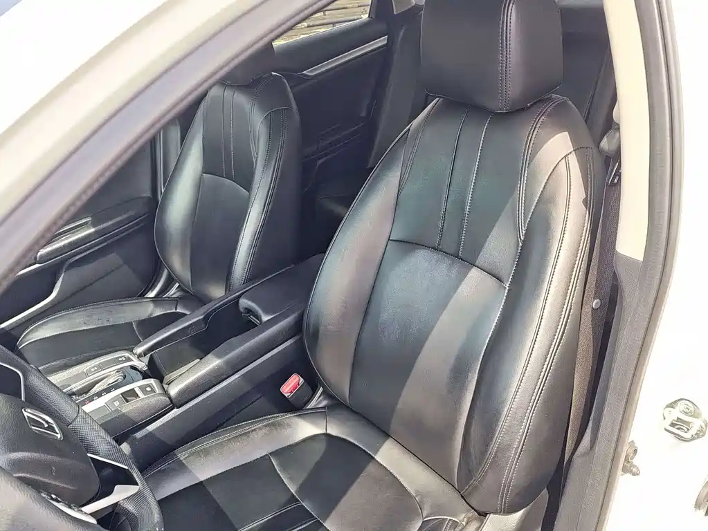 Honda Civic — миниатюра 9