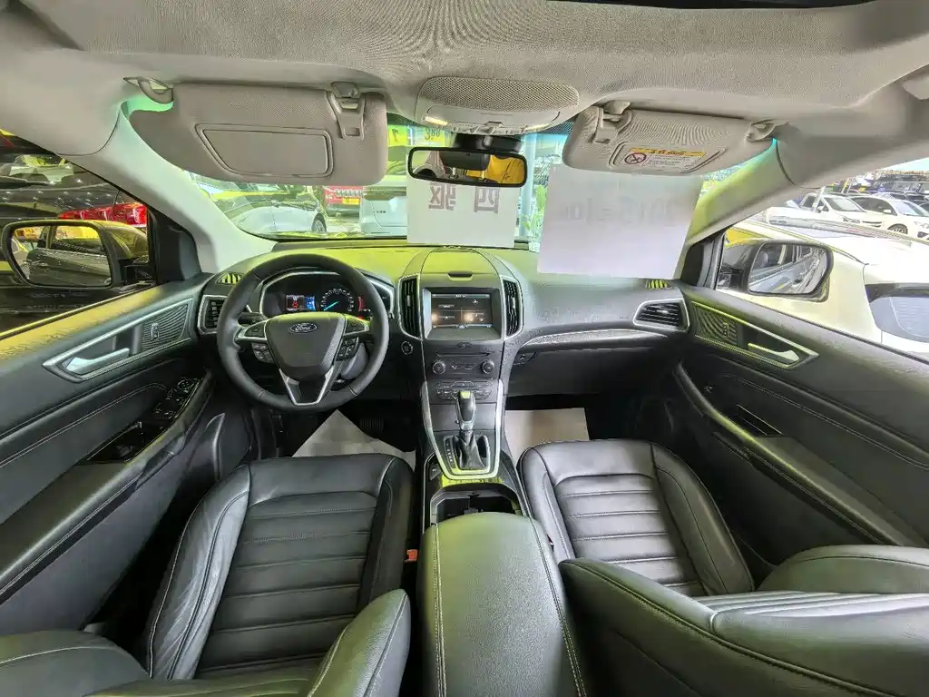 Ford Edge — миниатюра 11