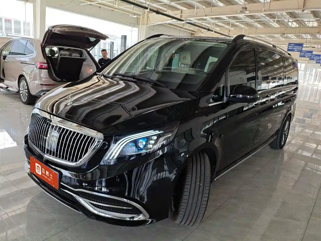 Mercedes-Benz Vito 2024