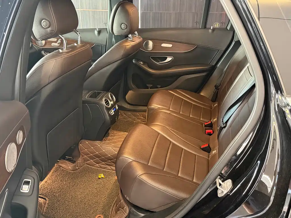 Mercedes-Benz GLC — миниатюра 8