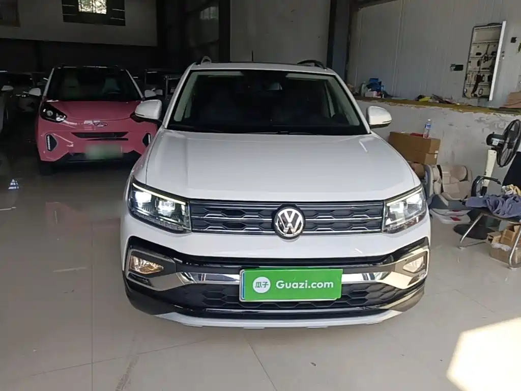 Volkswagen T-Cross — миниатюра 3