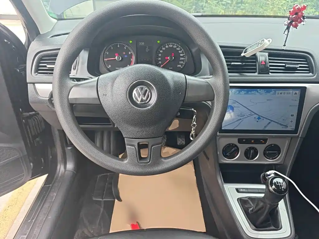 Volkswagen Lavida — миниатюра 11
