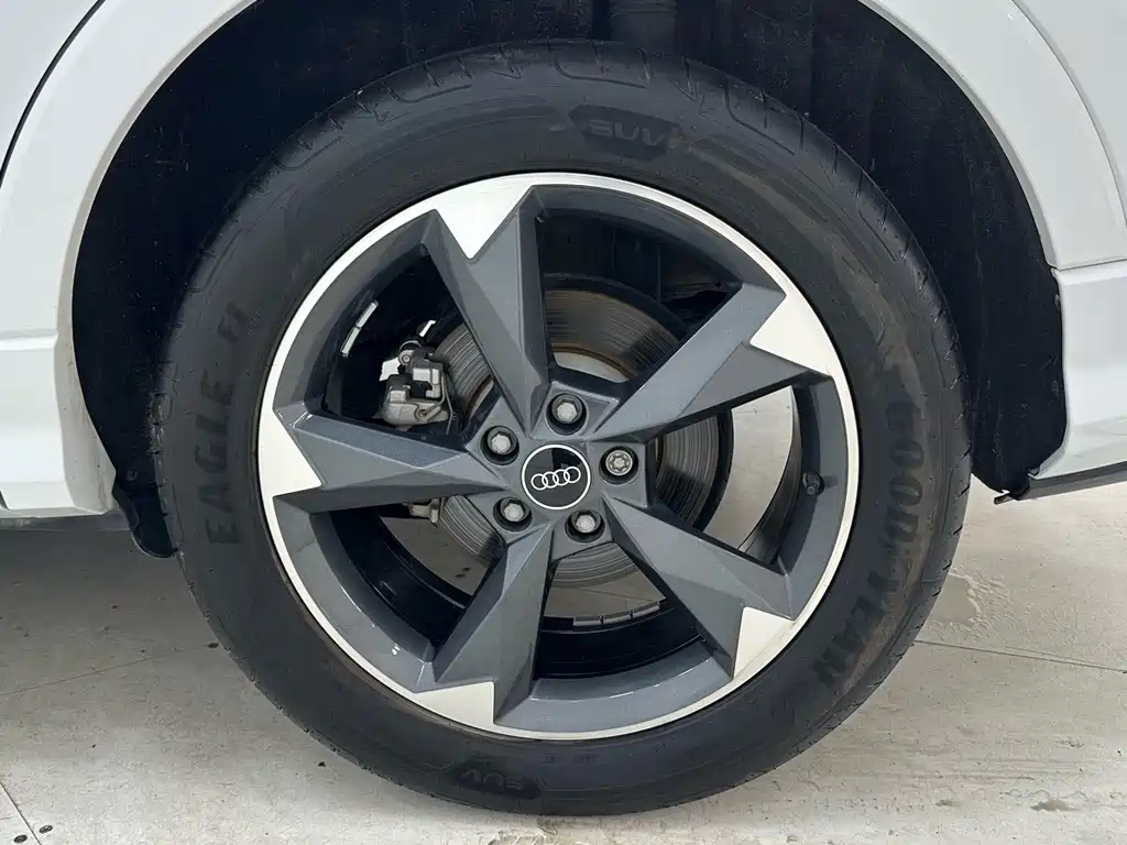 Audi Q3 — миниатюра 18
