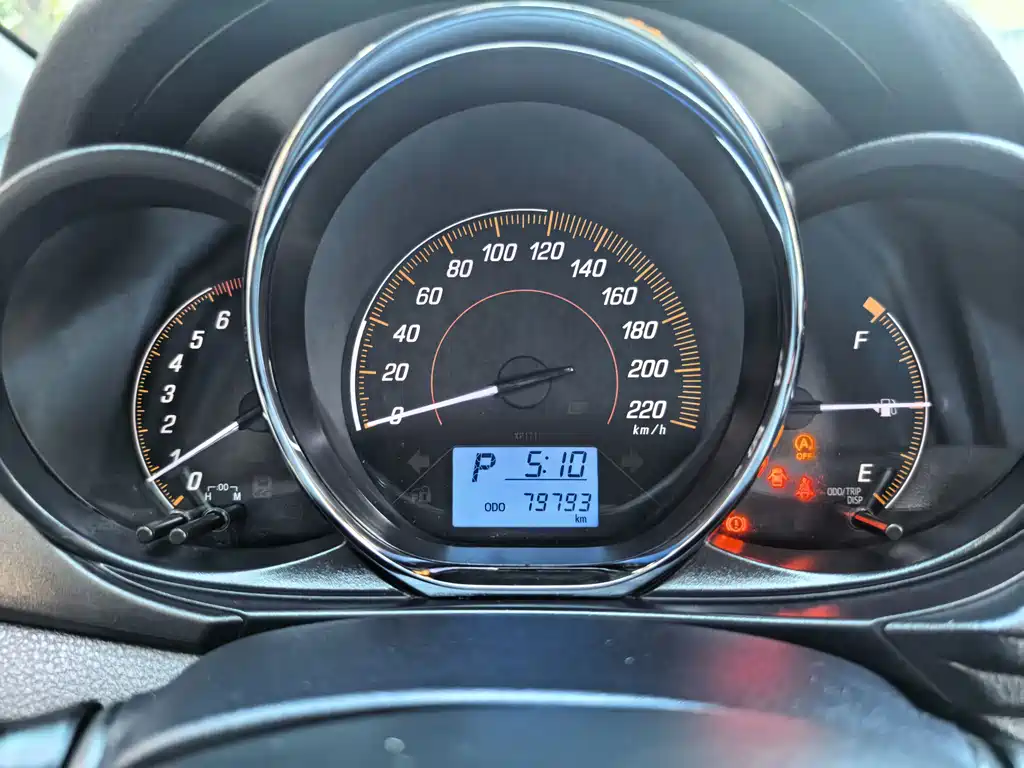 Toyota Yaris L — миниатюра 9