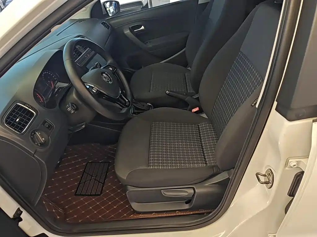 Volkswagen Polo — миниатюра 15