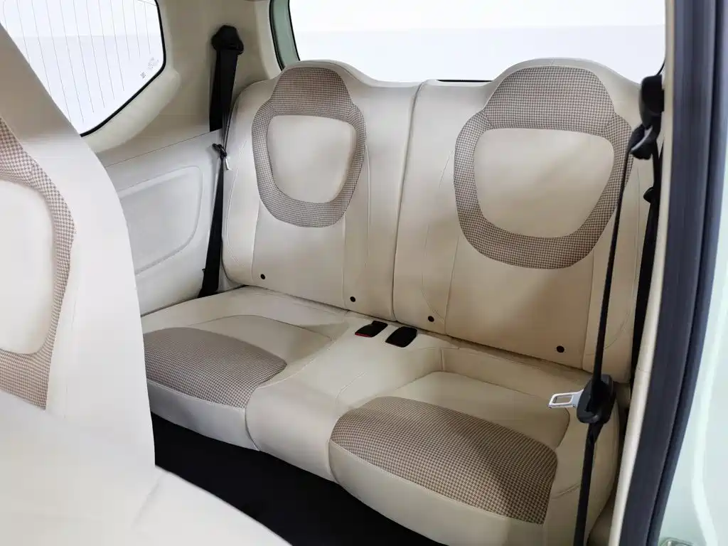 Wuling MINIEV — миниатюра 15