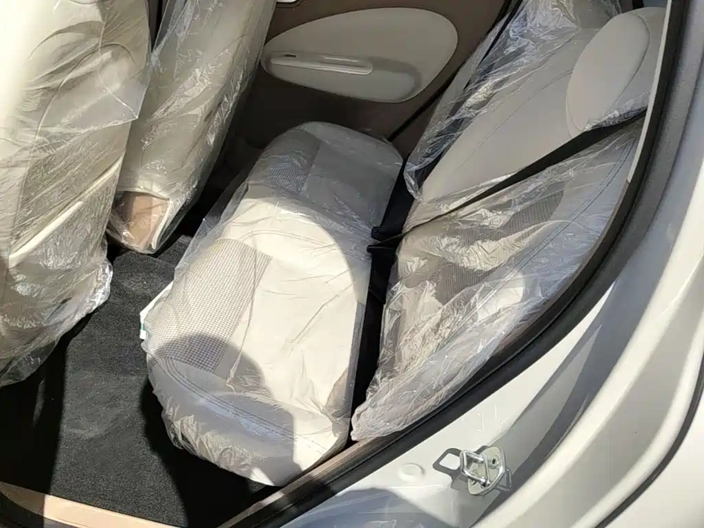 Wuling MINIEV — миниатюра 17