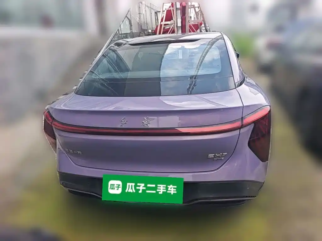 Hongqi Hongqi EH7 — миниатюра 8