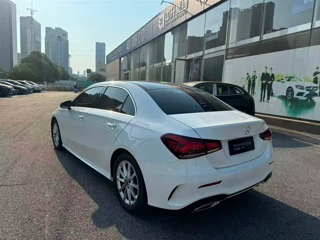 Mercedes-Benz A-Class — миниатюра 7