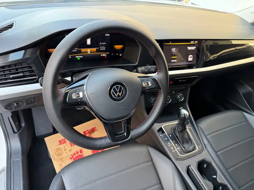 Volkswagen Lavida — миниатюра 5