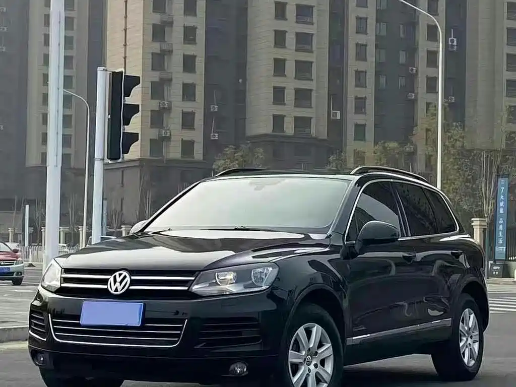 Купить Volkswagen Touareg