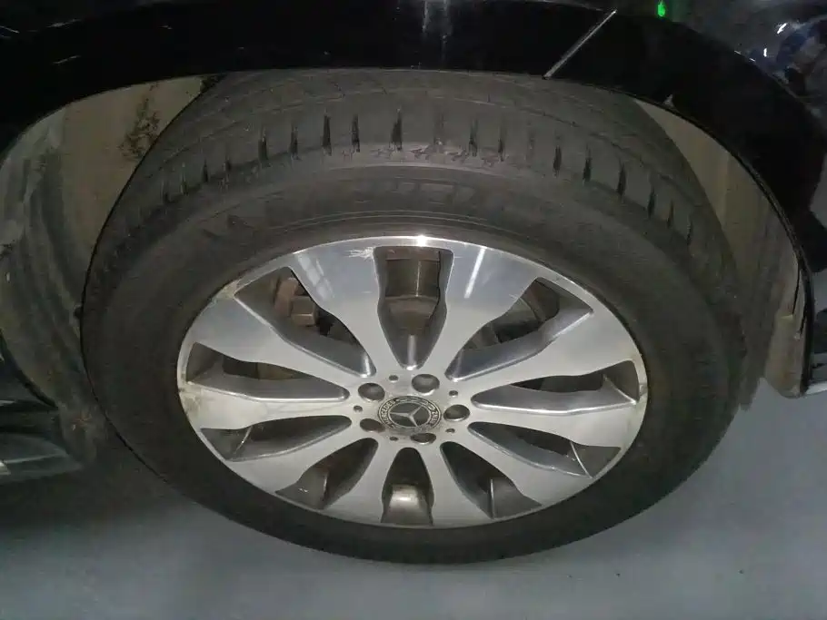 Mercedes-Benz GLS — миниатюра 6