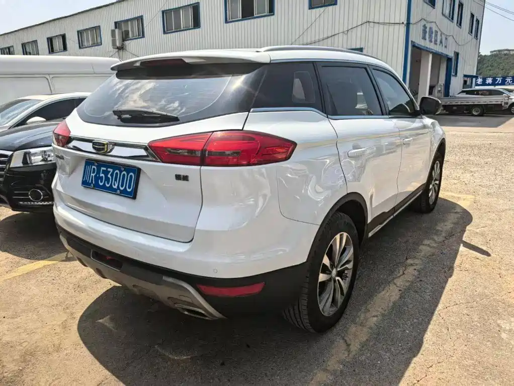 Geely Boyue — миниатюра 3