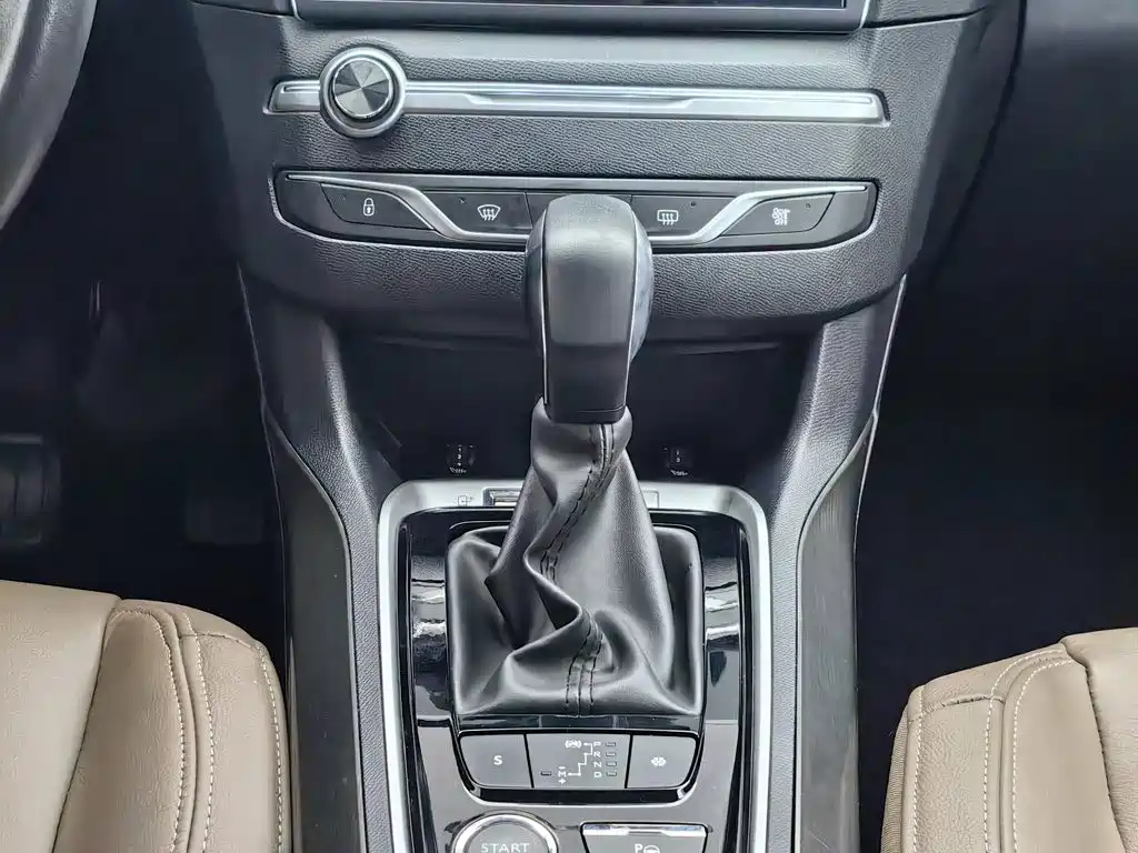 Peugeot 408 — миниатюра 13