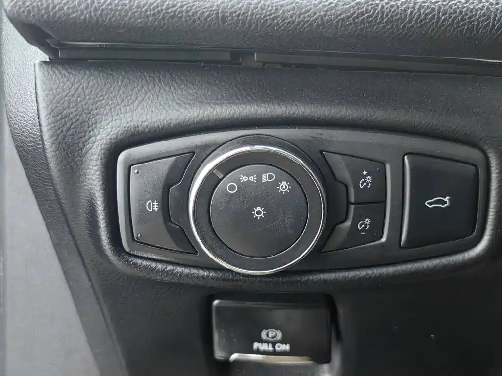 Lincoln MKZ — миниатюра 21