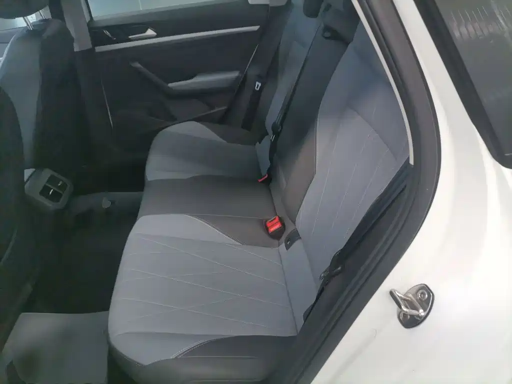 Volkswagen Lavida — миниатюра 17