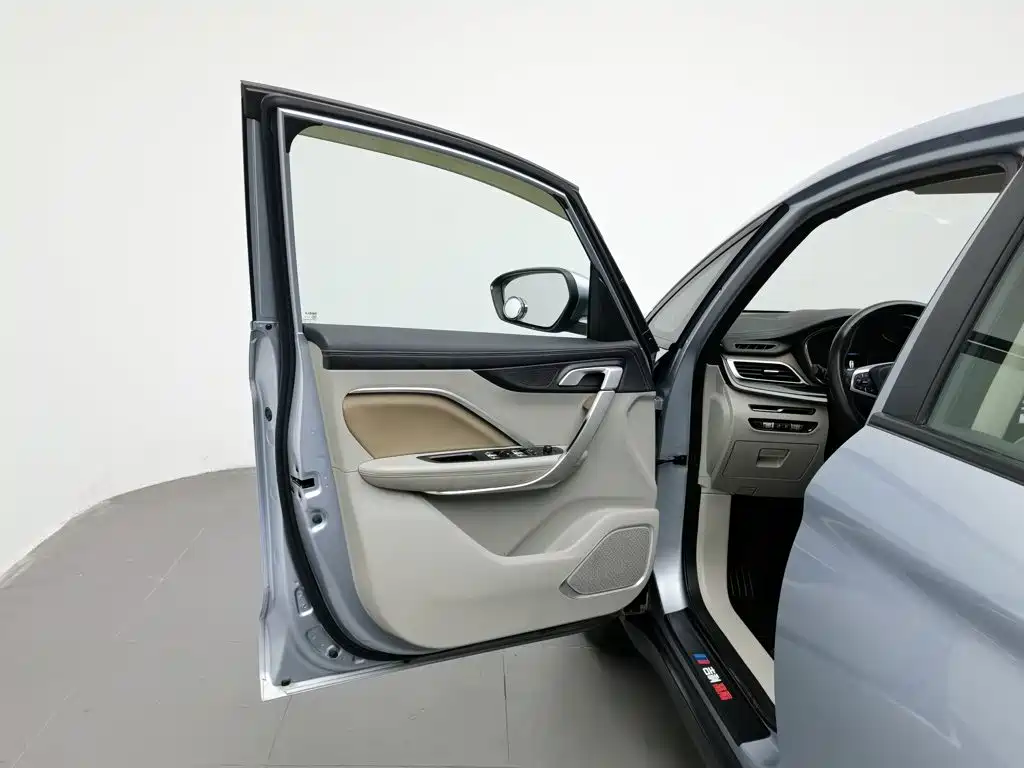 Geely Jia Ji — миниатюра 8