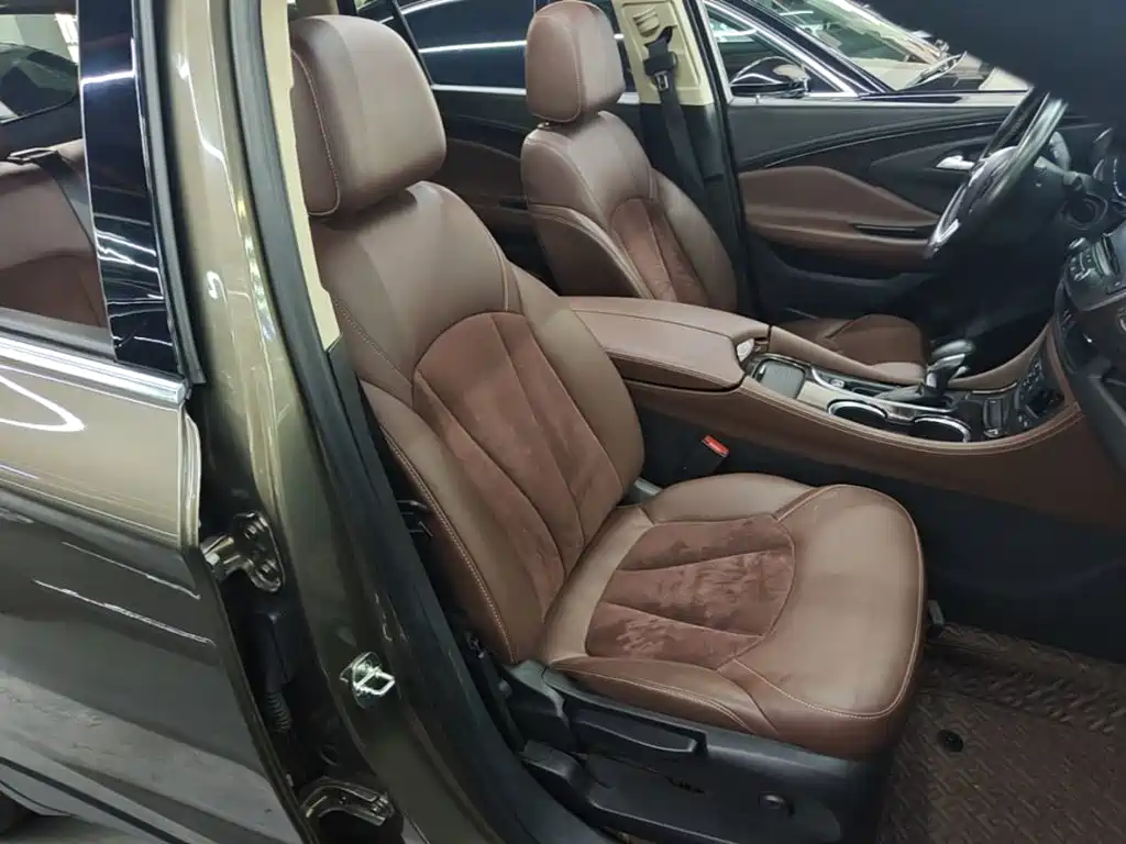 Buick Envision Plus — миниатюра 25