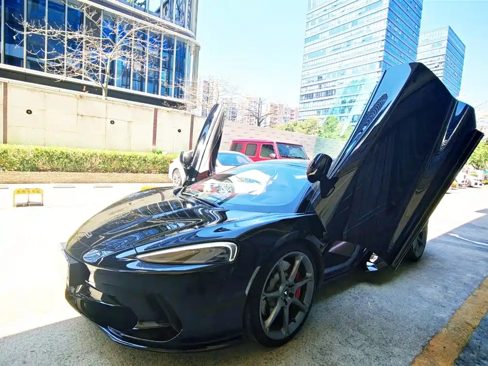 McLaren GT 2022