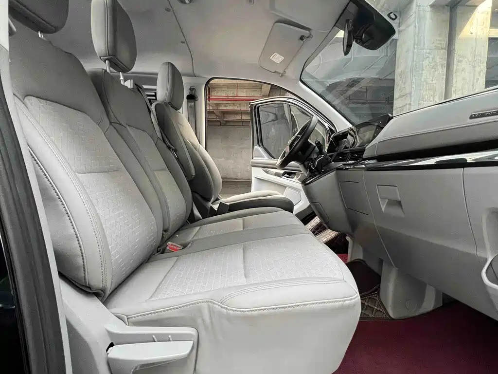 Ford Transit — миниатюра 14