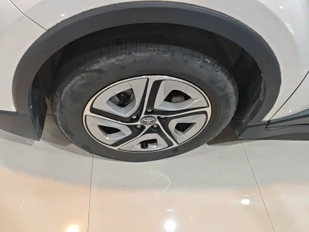 Toyota IZOA EV — миниатюра 23
