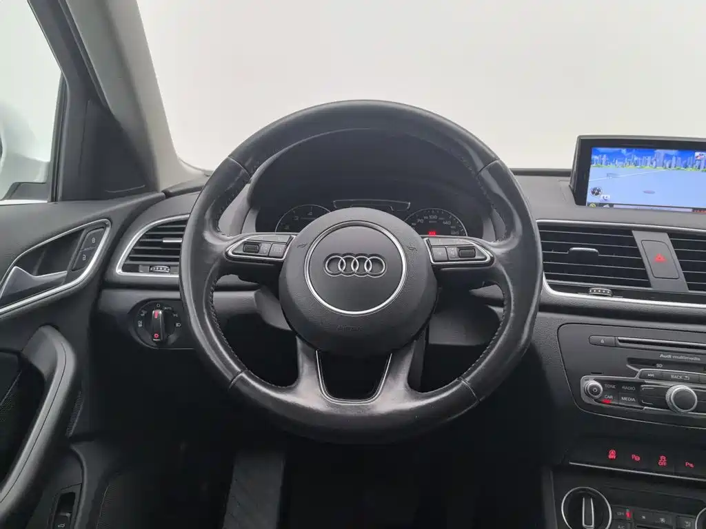 Audi Q3 — миниатюра 11