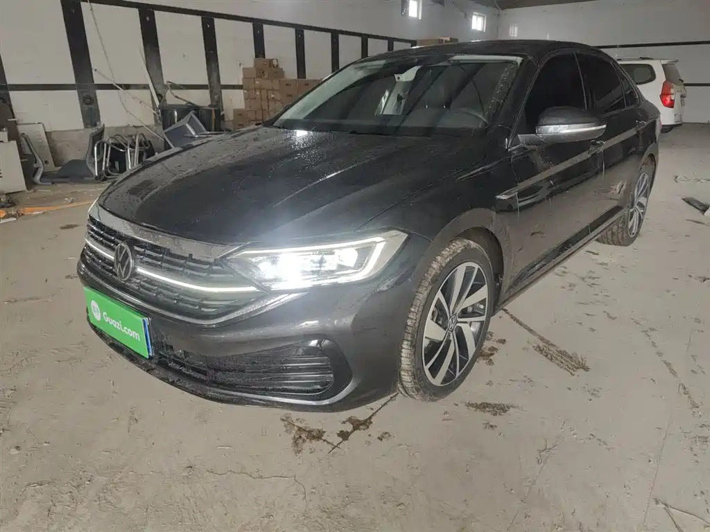 Volkswagen Sagitar 2023