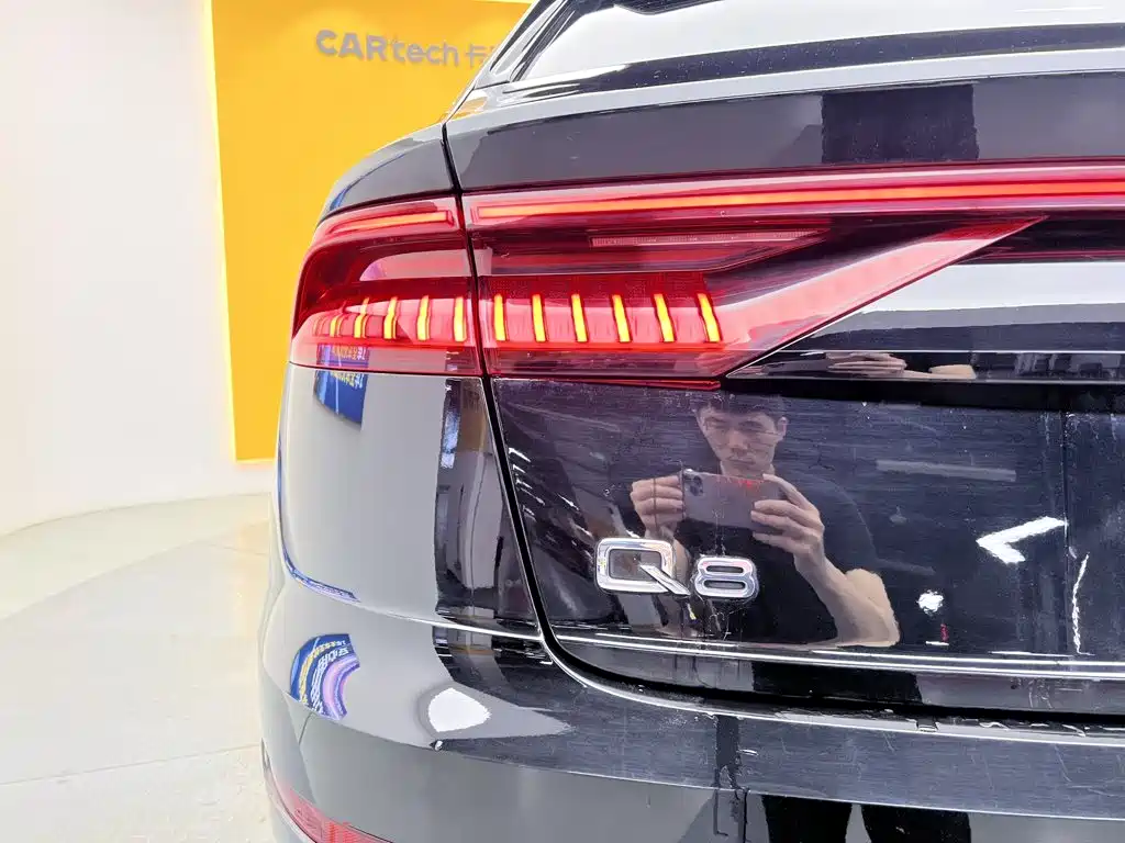 Audi Q8 — миниатюра 10