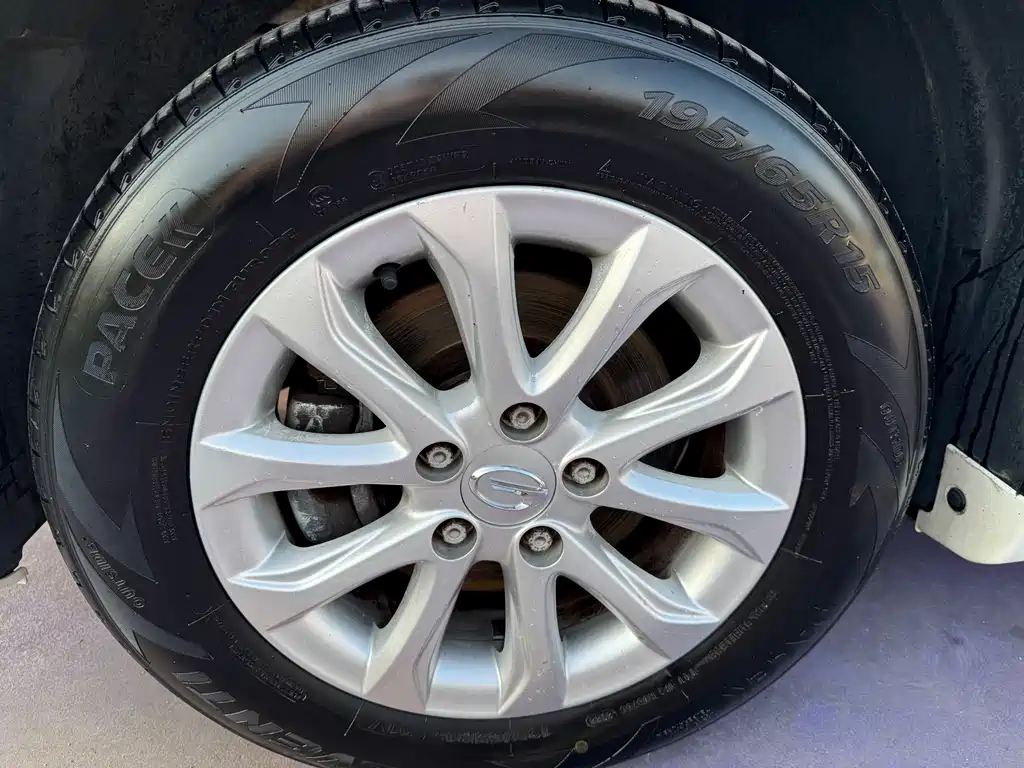 GAC TRUMPCHI GA3S VISION