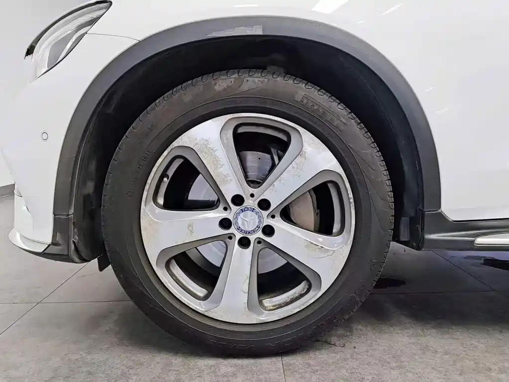Mercedes-Benz GLC — миниатюра 15