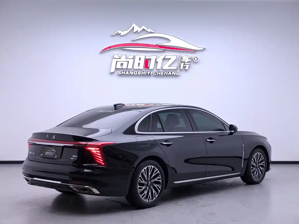 Hongqi H5 2024 2.0T AT