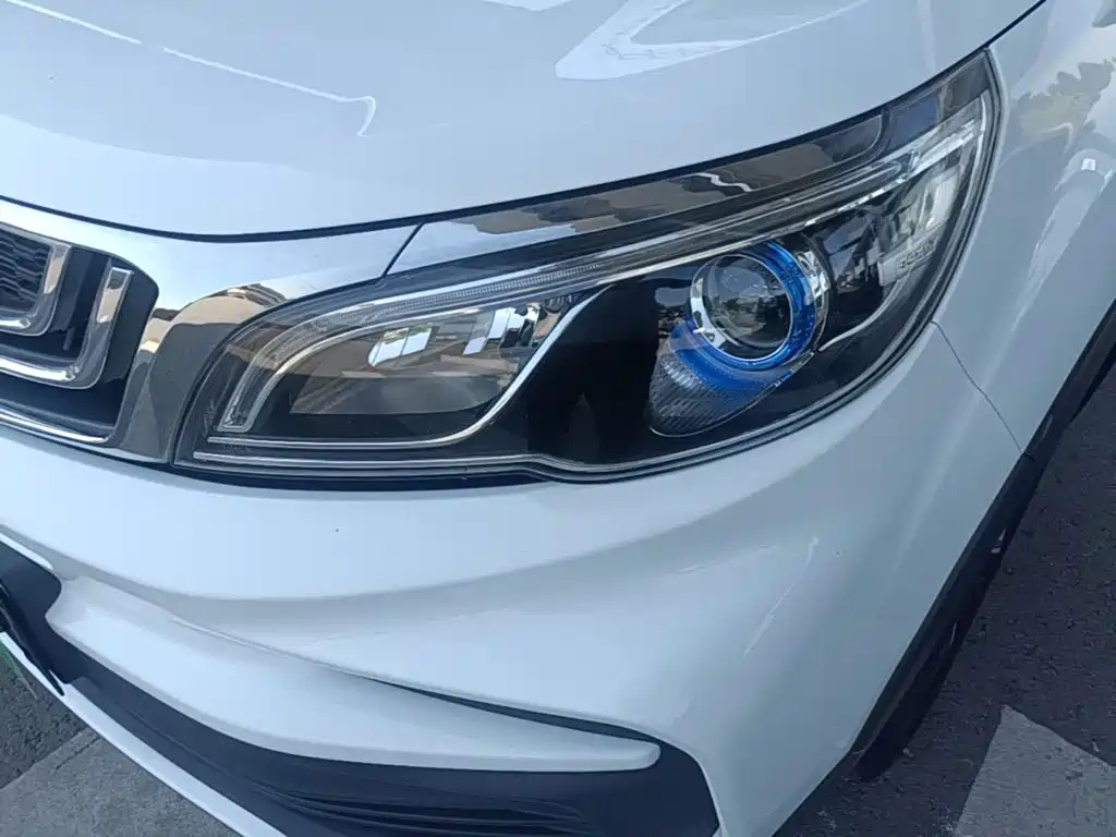 Geely Vision X3 — миниатюра 24
