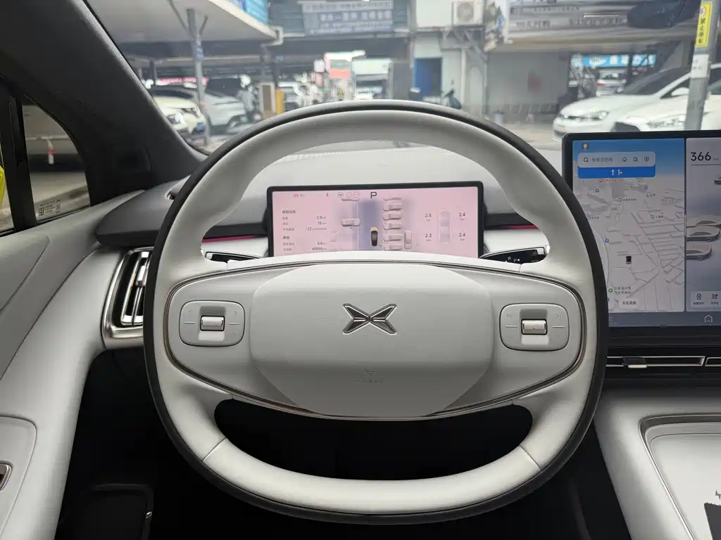 XPeng P7+ — миниатюра 11