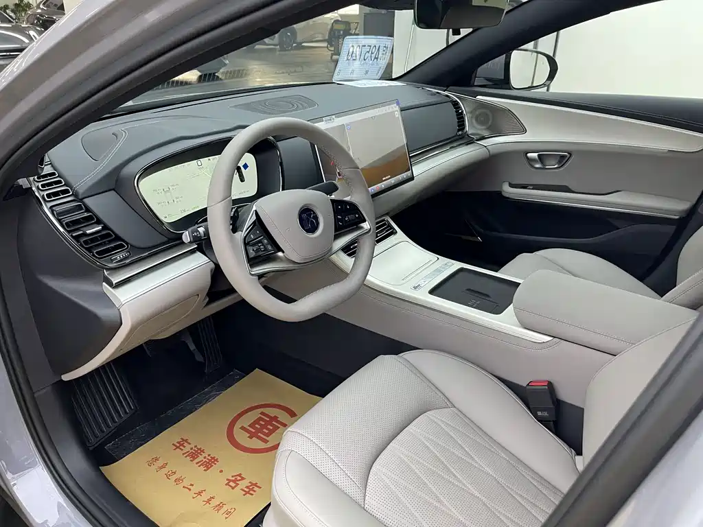 BYD Han — миниатюра 4