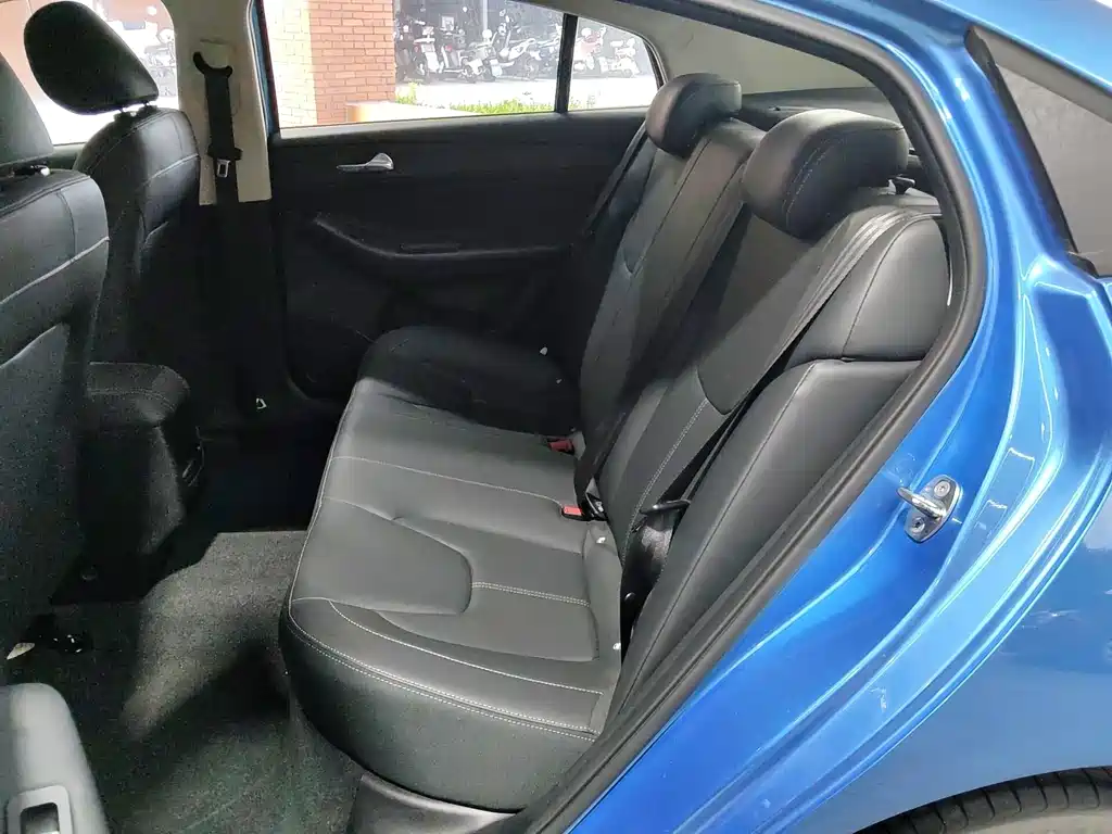 Chery Arrizo 5 — миниатюра 17