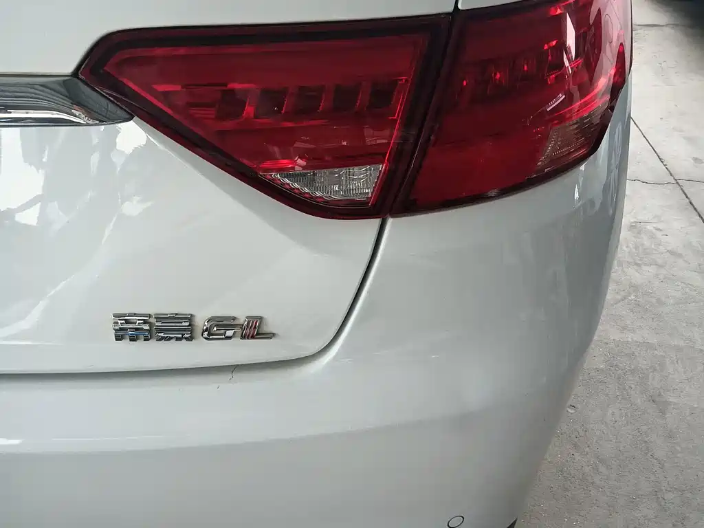 Geely Emgrand GL — миниатюра 11