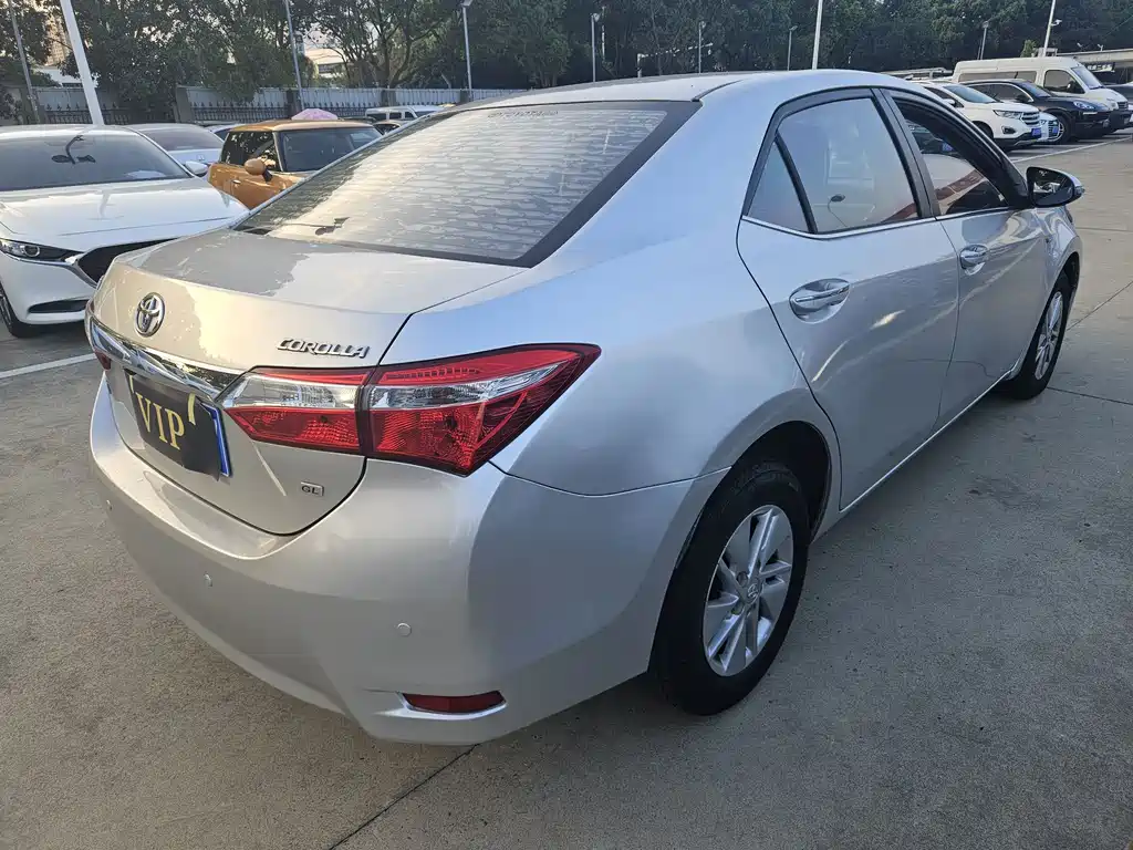 Toyota Corolla — миниатюра 11
