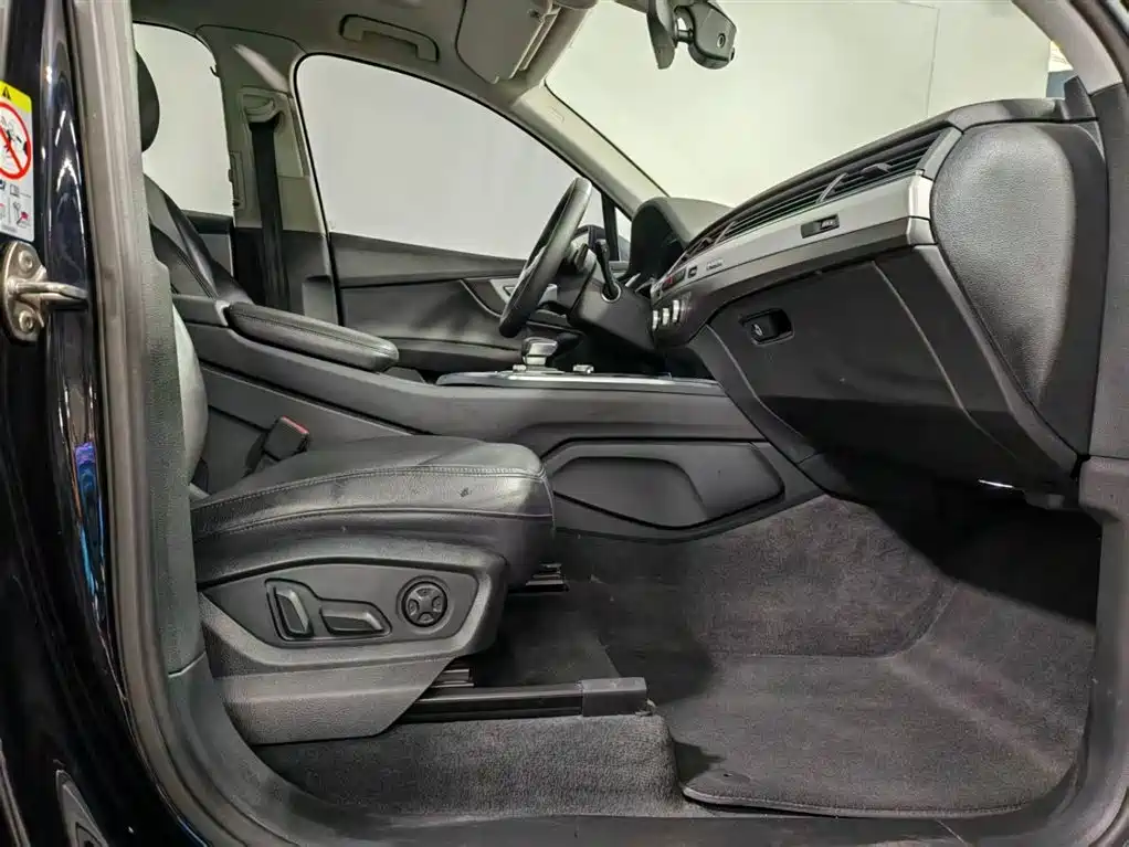 Audi Q7 2019 45 TFSI Comfort