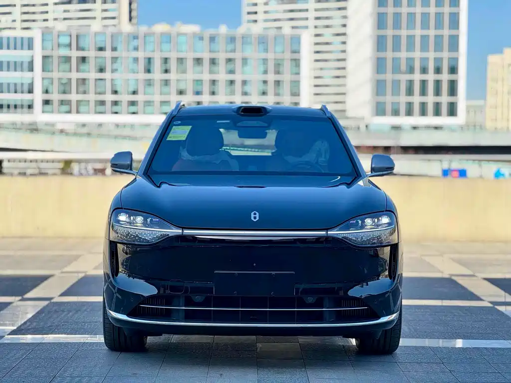 AITO ASK THE WORLD M9