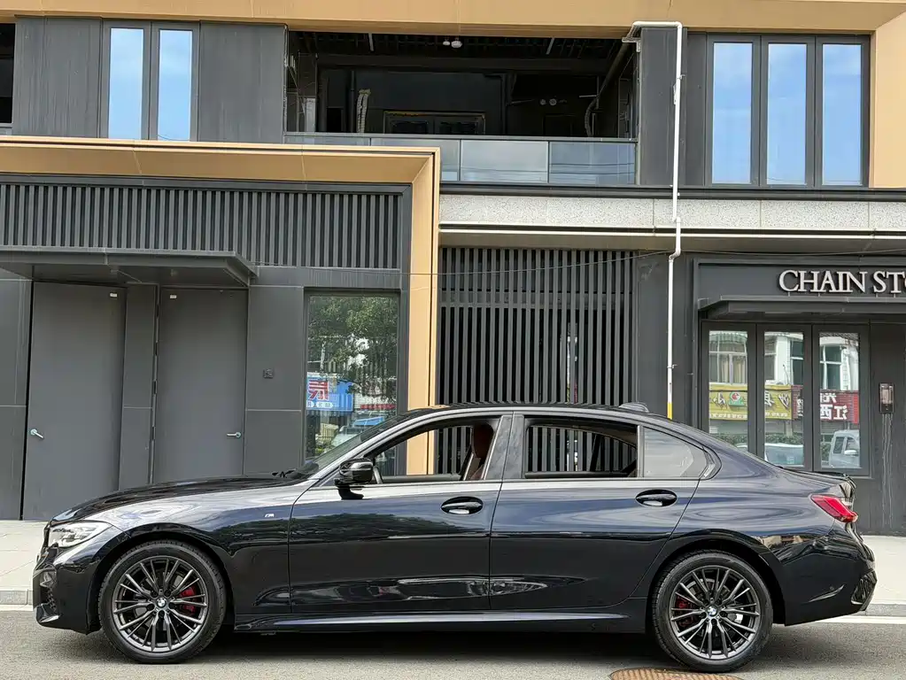 BMW 3 Series — миниатюра 12