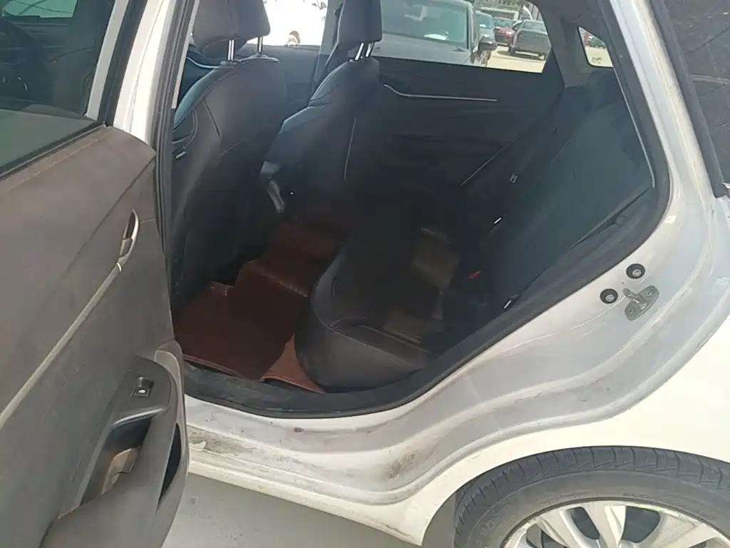 Buick Excelle — миниатюра 17