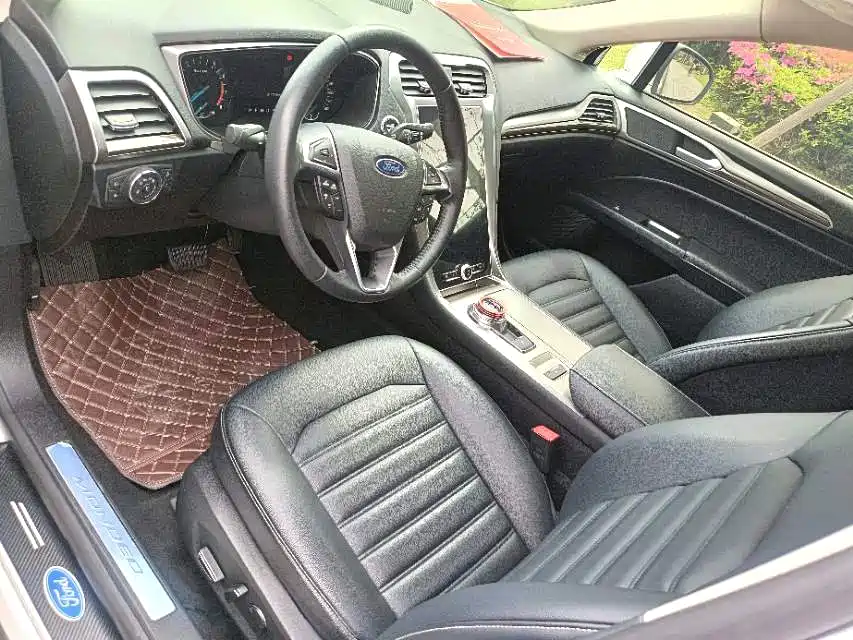 Ford Mondeo — миниатюра 6