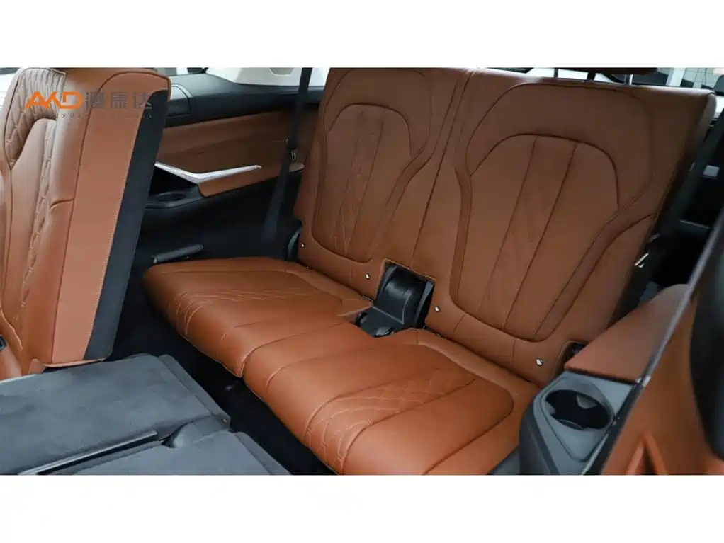 BMW X7 — миниатюра 9