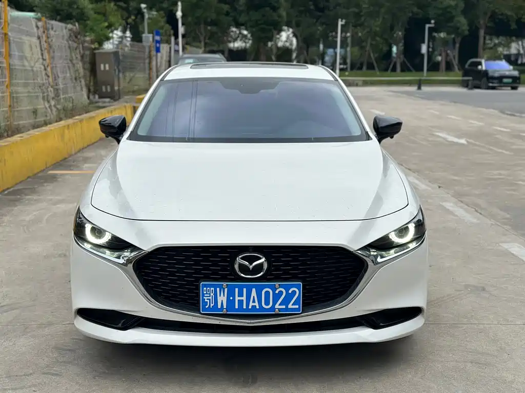 Mazda 3 Axela — миниатюра 5